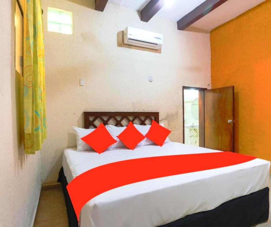 Hotel Villa Angeles แคมเปเช ภายนอก รูปภาพ